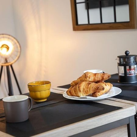Apartamento Refuge De L'Ours : T2 Equipe Avec Parking Et Wifi Bagnères-de-Bigorre Exterior foto